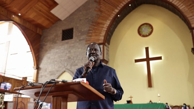 Abepisikopi Gatolika muri Kenya bunamiye  Raila Odinga wabaye Minisitiri w'intebe