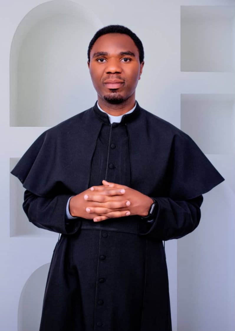 Mushaka : Uwari Diyakoni, Arsène Irakoze  yinjiye mu muryango w'abasaserdoti ba Diyosezi ya Cyangugu