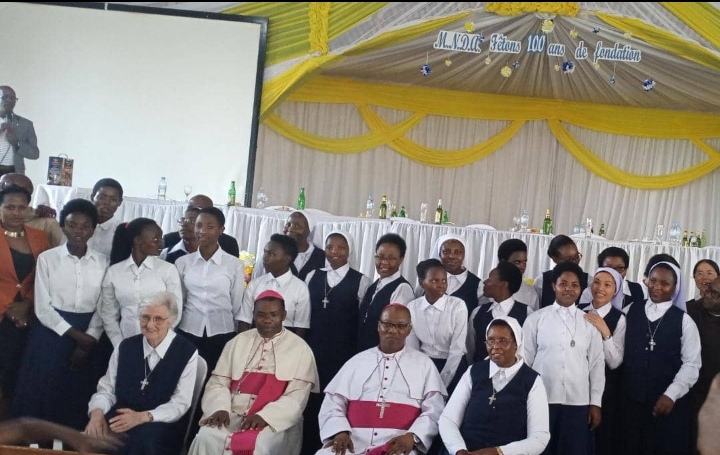 Umuryango w'Ababikira b'Abogezabutumwa ba Bikira  Mariya Umwamikazi w'Abamalayika wizihije Yubile y'imyaka 100 umaze