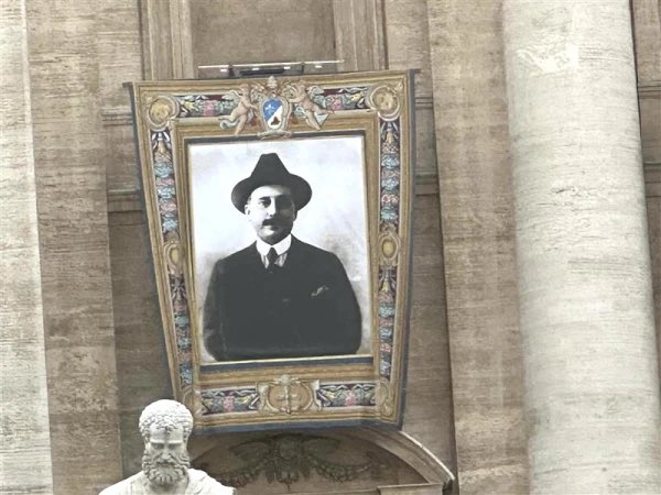 umuhire José Gregorio Hernández Cisneros (Venezuela, 1864–1919) yari Umuganga.
