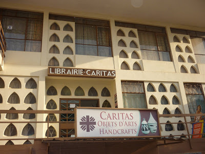 Librairie Caritas yashyizeho uburyo bushya bwiswe “Babyeyi web.app” bwo korohereza ababyeyi kubona ibikoresho by’ishuri.