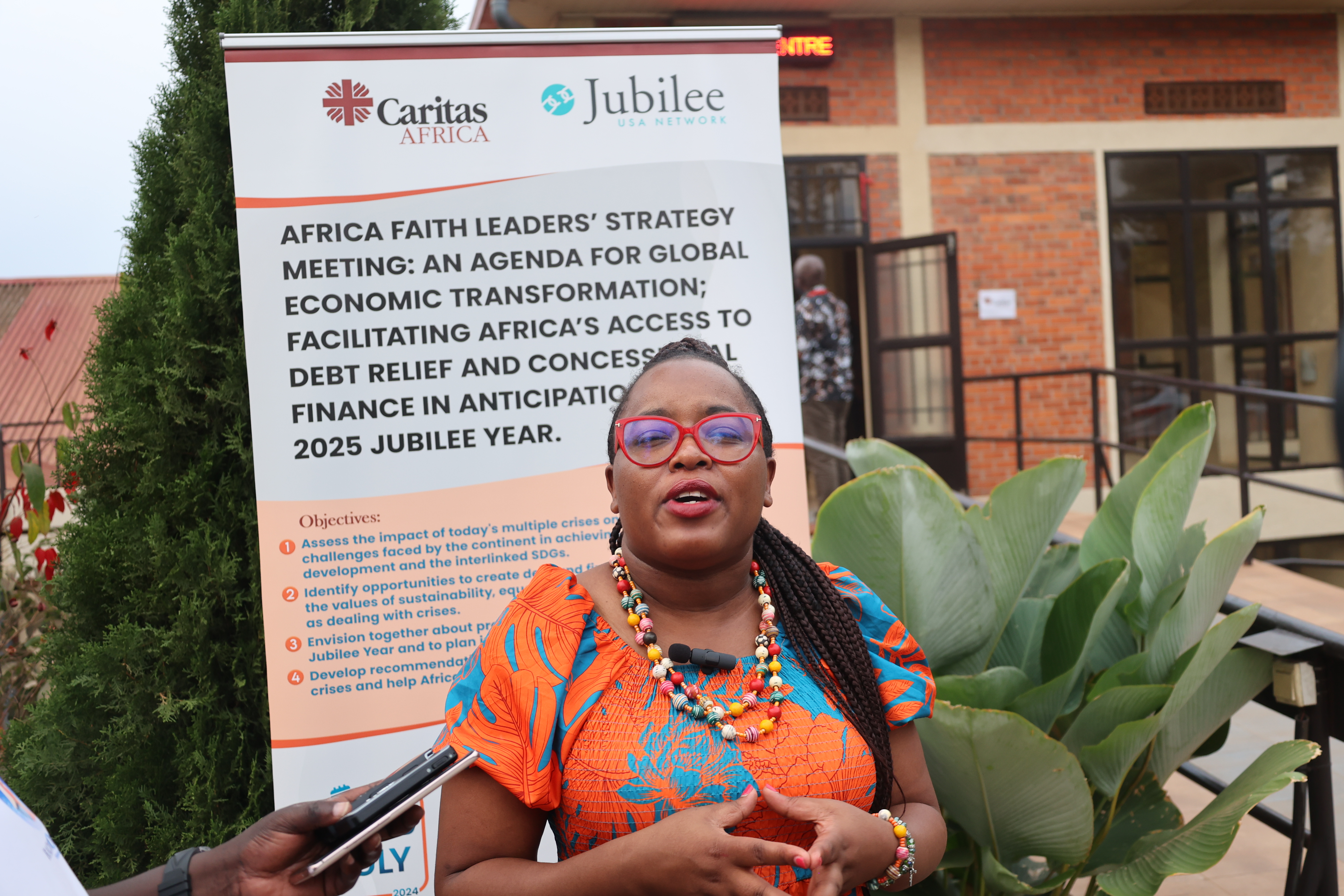 Caritas ya Africa n'abayobozi b'amadini n'amatorero muri Africa, biyemeje gushyira hamwe mu gushakira umuti ikibazo cy'amadeni cyugarije umugabane