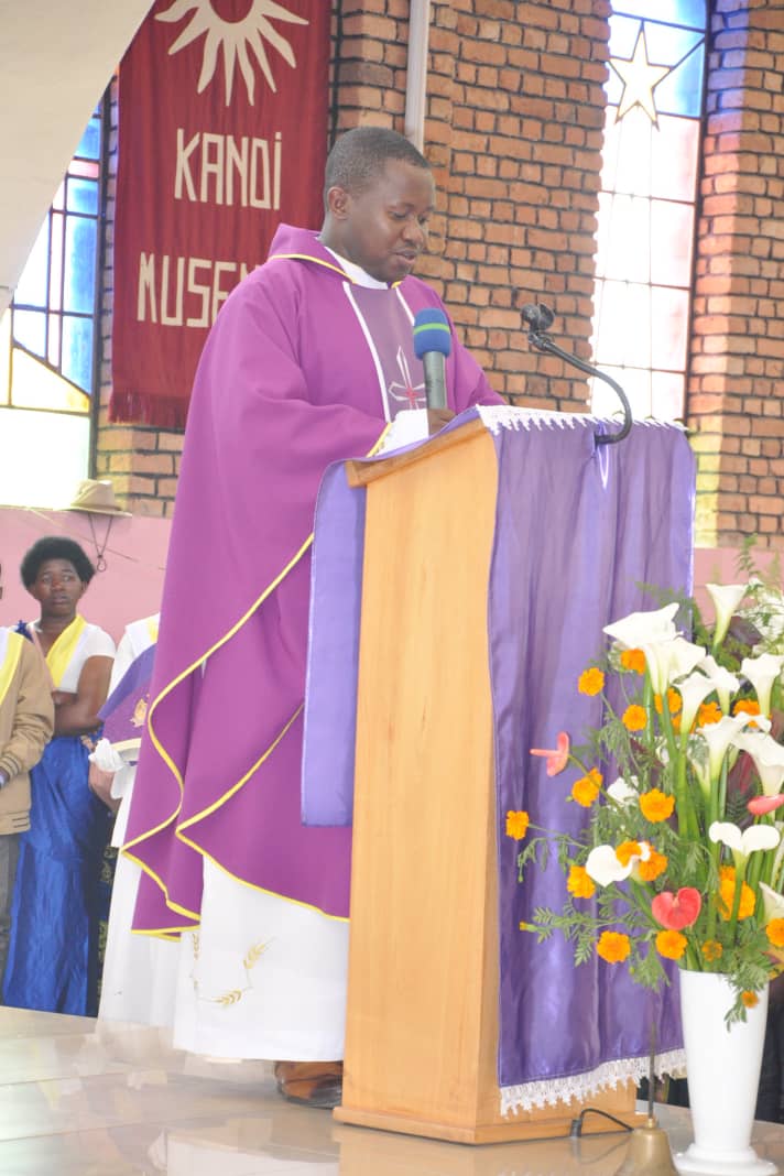Padiri Marcellin Dusabumuremyi uyobora Paruwasi ya Mushishiro