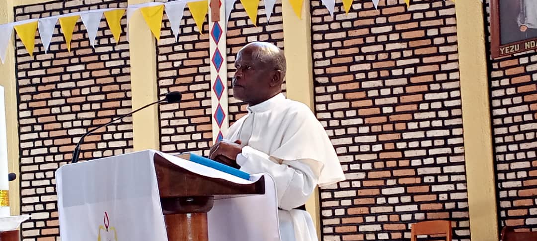 Padiri Francois Harelimana Umuyobozi w'Ingoro ya Bikira Mariya y'i Kibeho