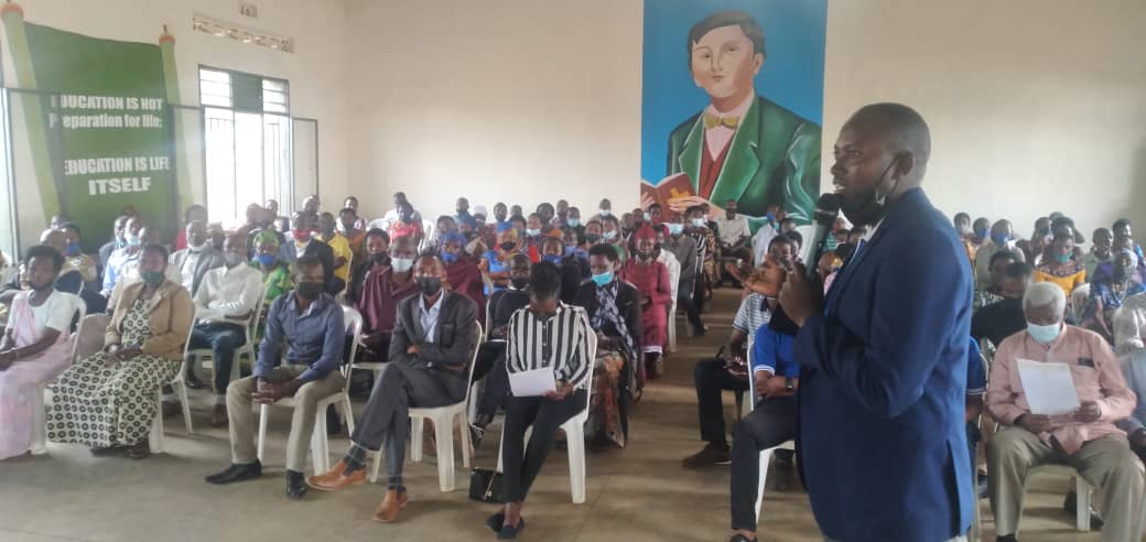 Ubufatanye n’ababyeyi bwafashije ishuri rya “G.S.Mukarange Catholique” kubaka ibikorwa remezo bifite agaciro ka Miliyoni 100