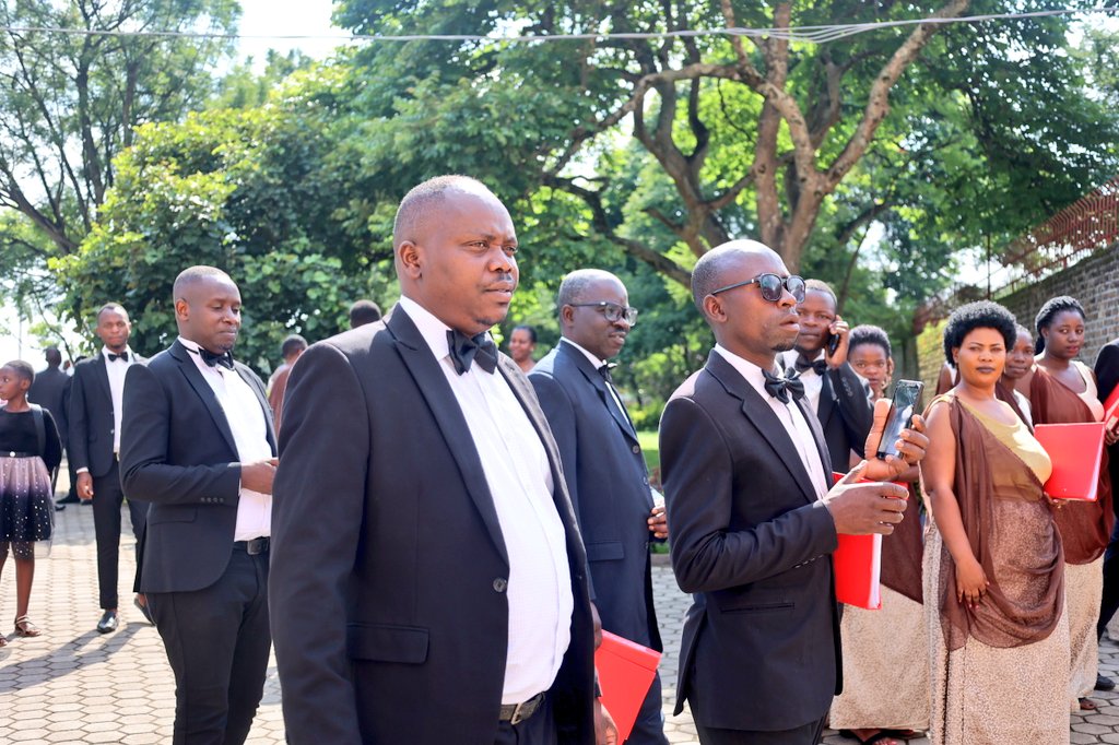 Abagabo bo muri Korali yisunze Mutagatifu Petero ikorera muri Paruwasi ya Gitarama
