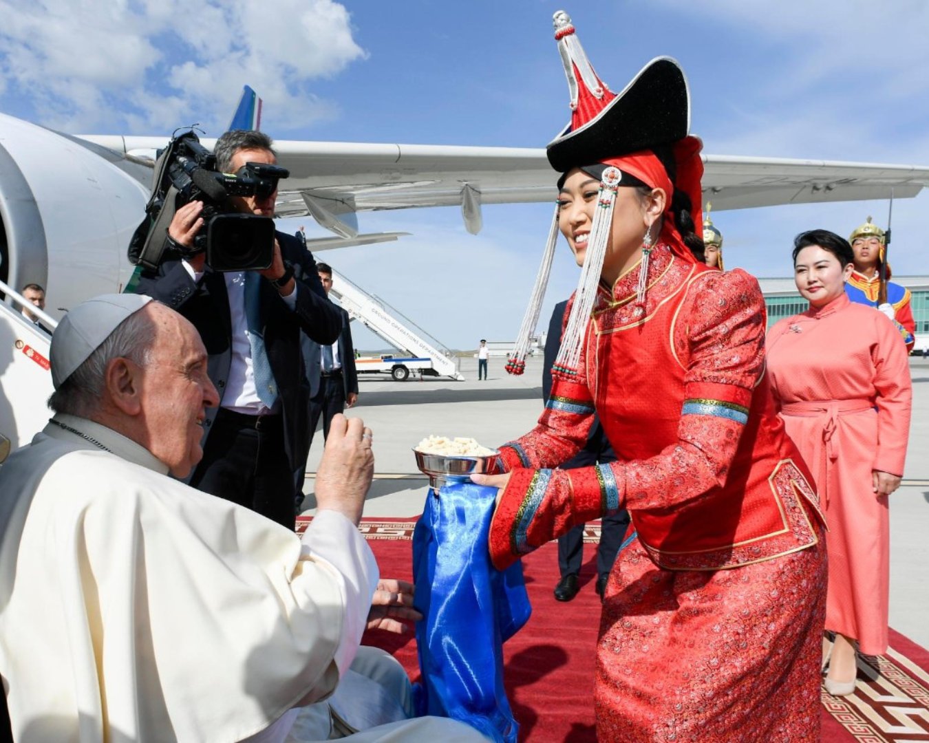 Papa Fransisiko yatangiye Uruzinduko rw’iminsi ine mu gihugu cya Mongolia