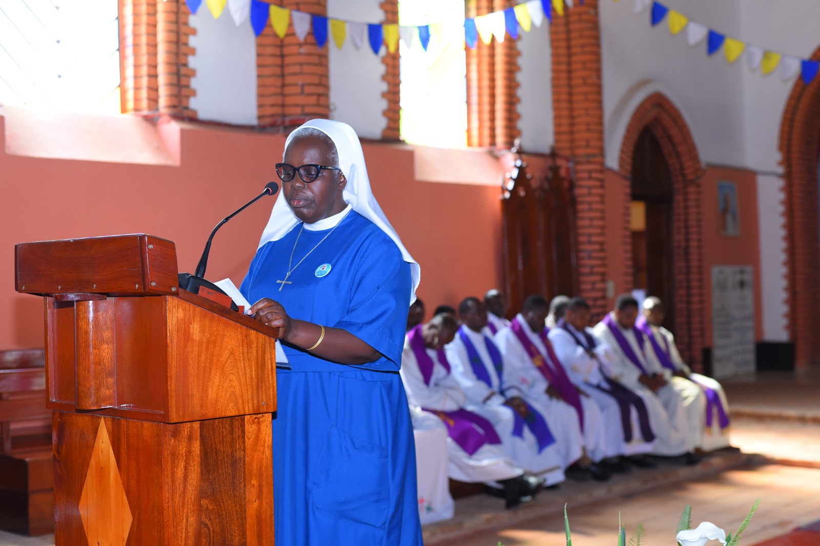 Mama Perpetue Mukamabano  umukuru w'umuryango w'ababiki w'abahosipitariyeli ba Mutagatifu Marita.