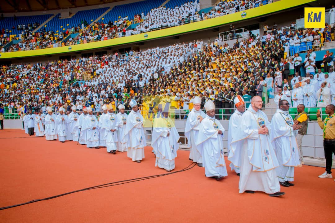 umutambagiro w'abasaseredoti muri Stade Amahoro.