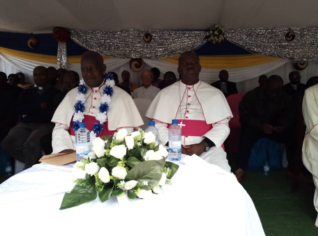 Myr NZAKAMWITA yakiriwe mu rugo rwe rushya ku Rwesero aho agiye gukomereza ikiruhuko cy’izabukuru