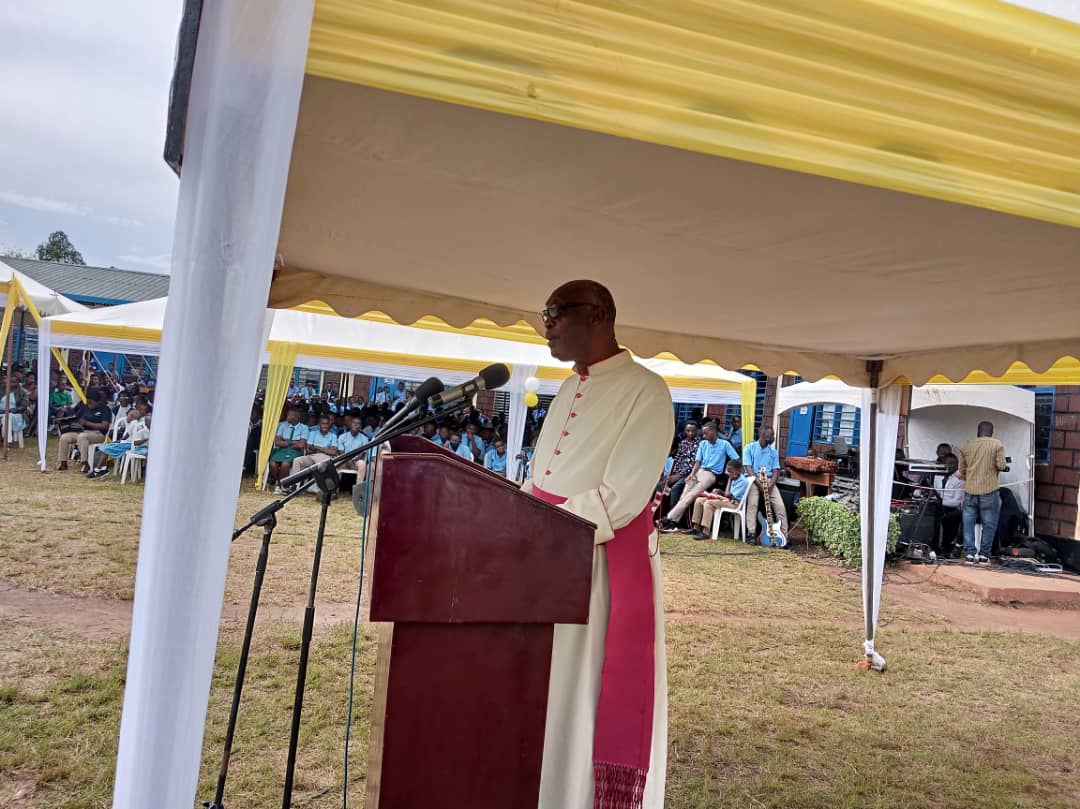 Ababyeyi bibukijwe ko imyigire y’umwana ku ishuri ishingira ku mibanire y’abagize umuryango arererwamo