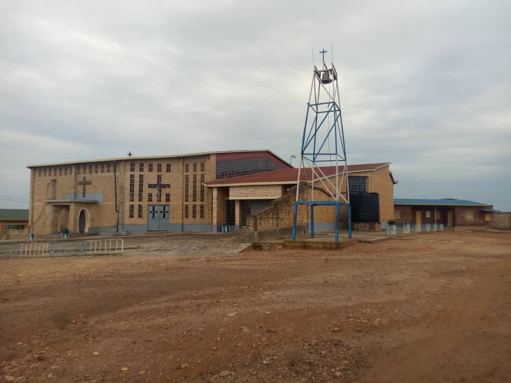 Uko kiliziya yari imeze itaratangira kuvugururwa