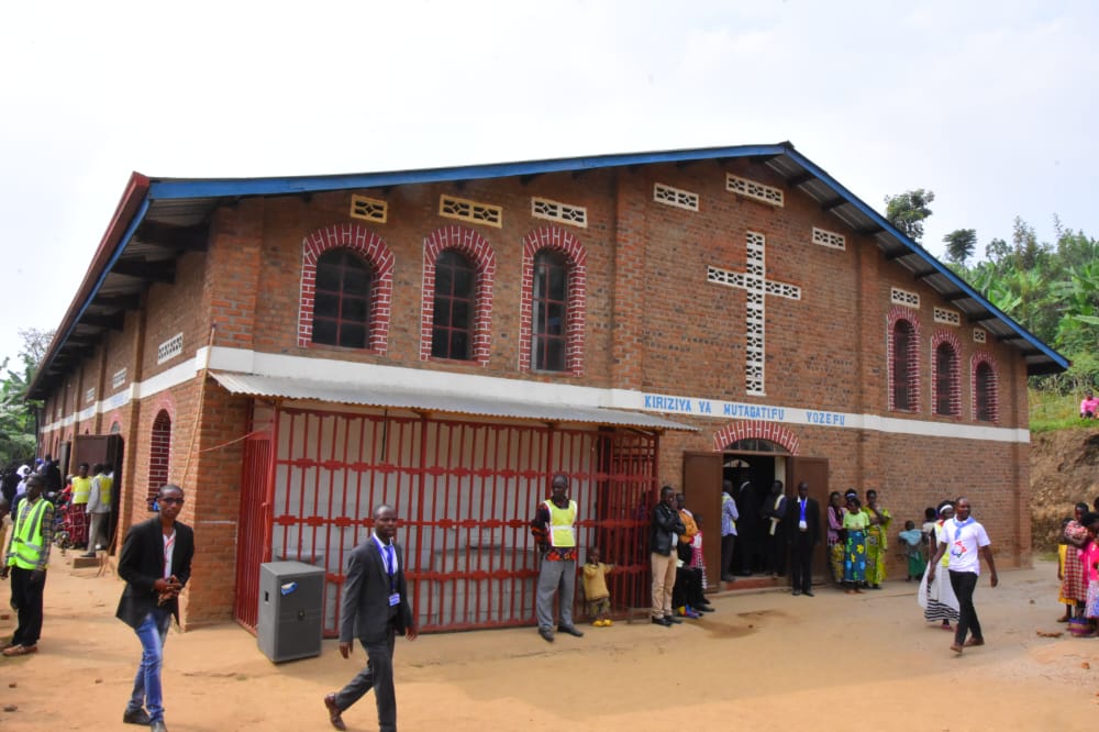 Kiliziya ya Paruwasi ya Bukunzi