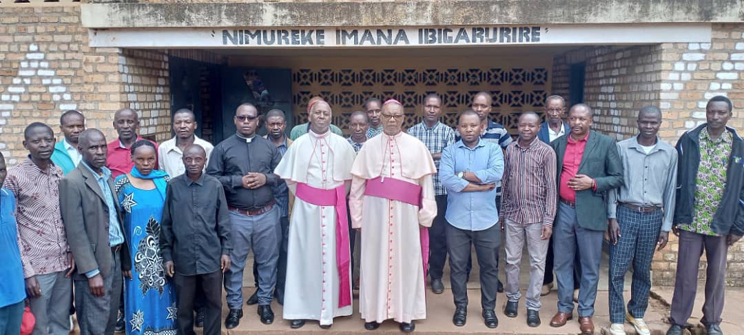 Icyo wamenya kuri paruwase ya Kirarambogo, Magi na Kibilizi za Diyosezi ya Butare zasuwe n'Umwepiskopi mushya