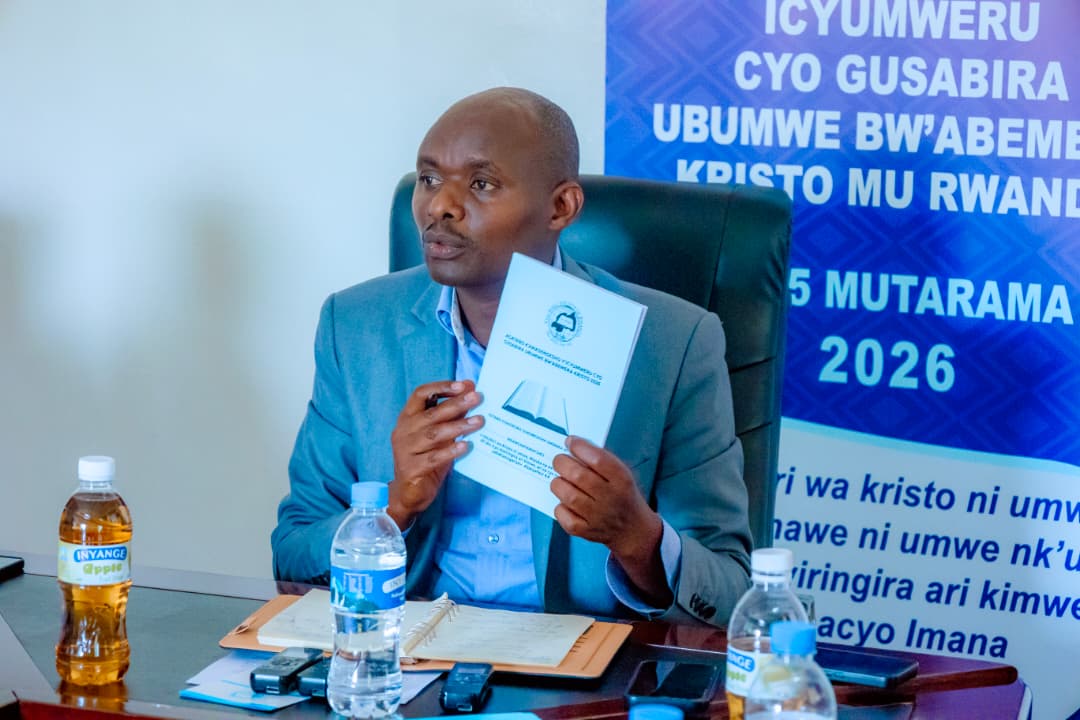 Ifungwa ry’insengero na za Kiliziya mu Rwanda ryahuzwa rite n’ibivugwa ko itorero rya Kristu riri mu kaga? Icyo Umuryango wa Bibiliya mu Rwanda ubivugaho
