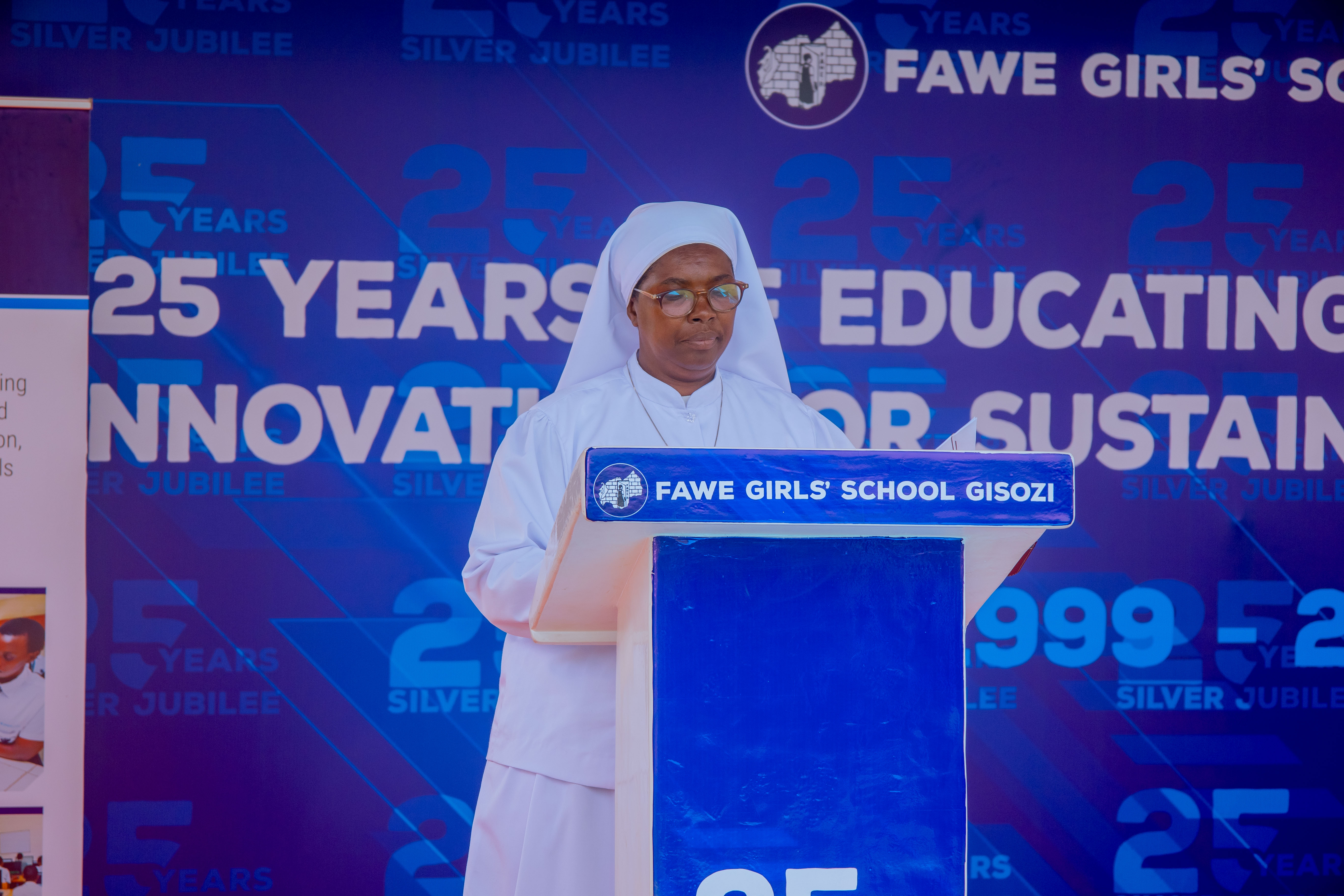 Amateka n’ibigwi bya FAWE Girls’ School mu myaka 25 mu guteza imbere Uburezi bw’umwana w’umukobwa