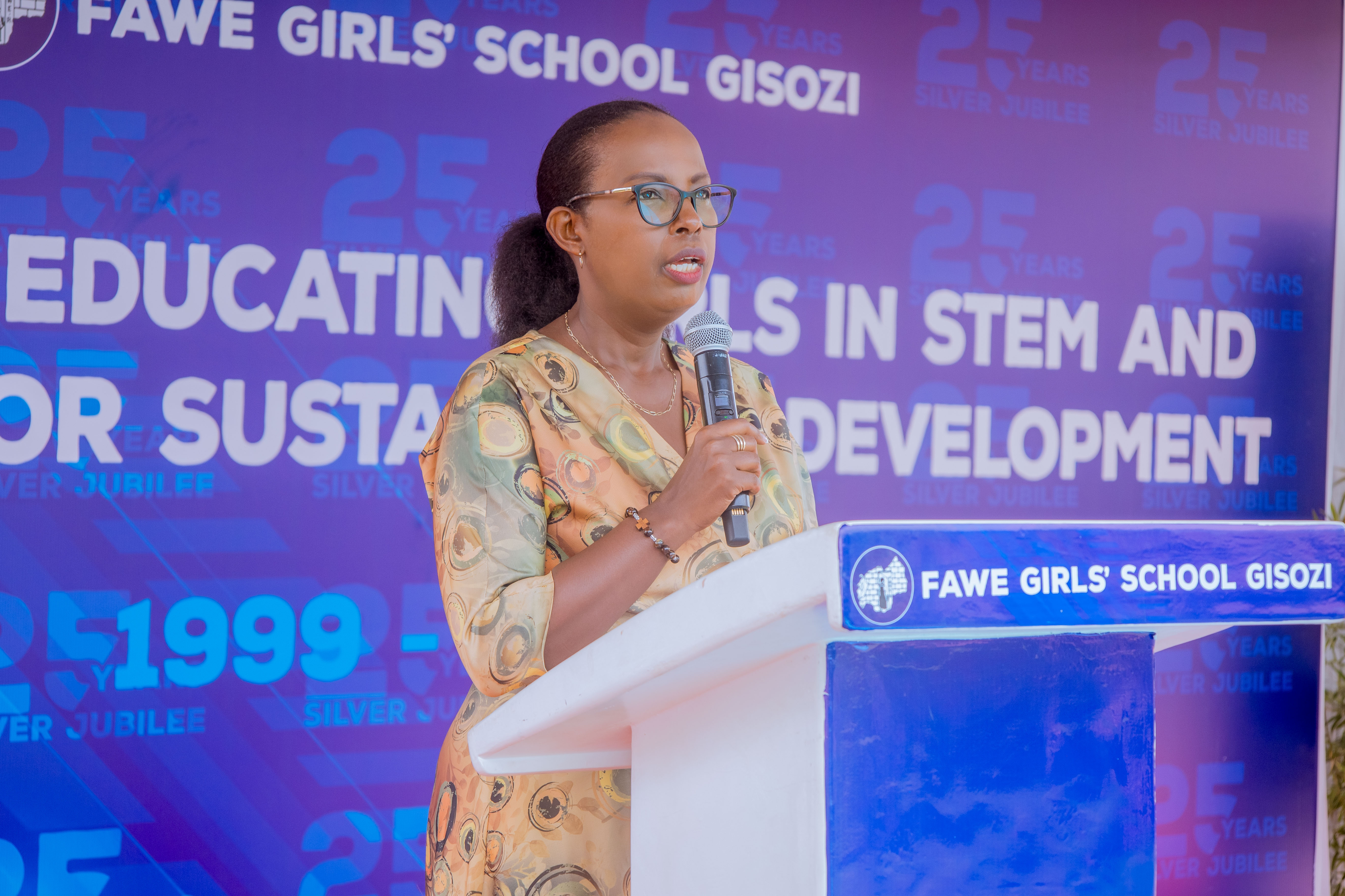 Umujyi wa Kigali washimye uruhare rukomeye FAWE Girls’ School imaze imyaka 25 igira mu guteza imbere uburezi bw’umwana w’umukobwa