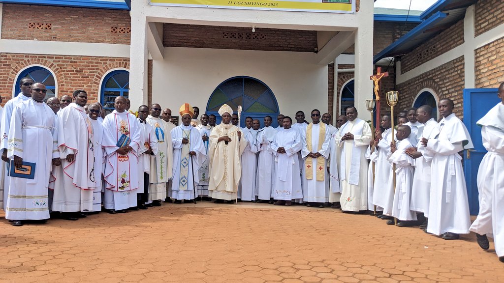 Nyuma ya Mugote Arikidiyosezi ya Kigali yungutse Gihogwe