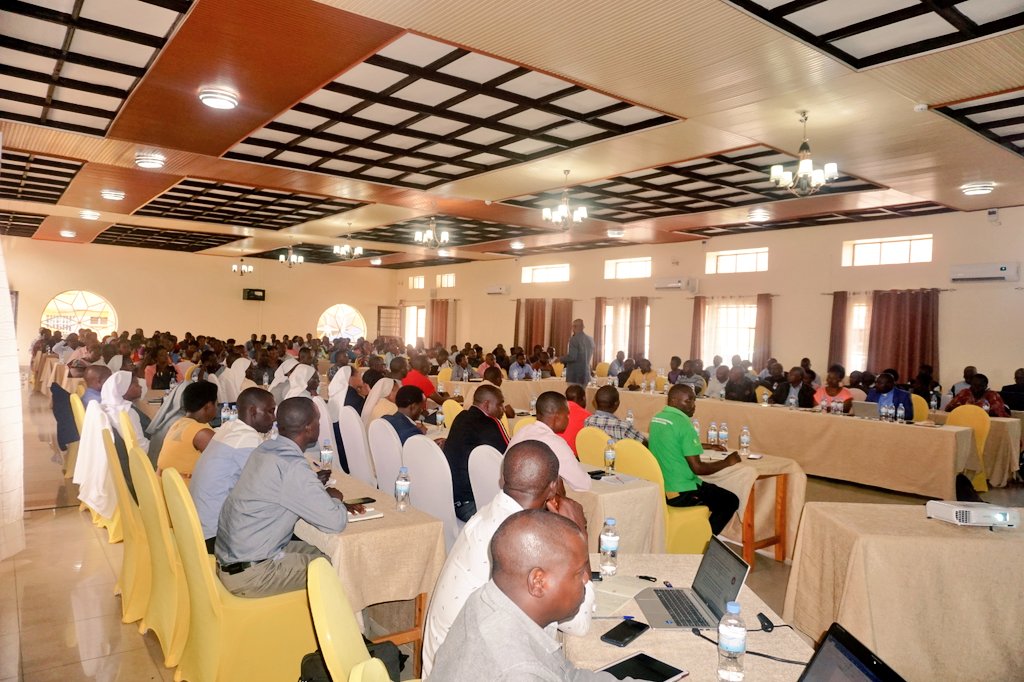 Abayobozi b'amashuri Gatolika ya Diyosezi ya Kabgayi mu mwiherero