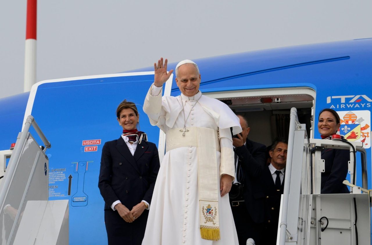 Papa Lewo wa XIV yatangiye uruzinduko rw’iminsi 10 muri Afurika, Algeria ibimburira ibindi bihugu azasura