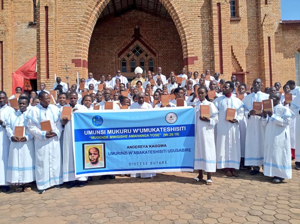 Abakateshiste 103 bahawe ubutumwa muri Diyosezi ya Butare