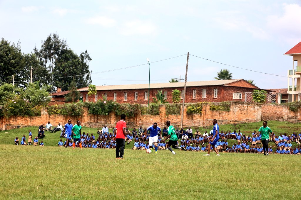 Uretse imikino y'amaboko, hanakimwe umupira w'amaguru warangiye Nyundo itsinze 2-1