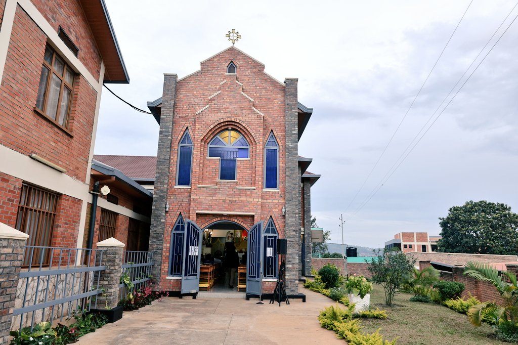 Abadoratrice batangiye urugendo rwa Yubile y’Imyaka 200 y’ukuvuka mu Ijuru k’Umuhire Beata Maria Magdalena