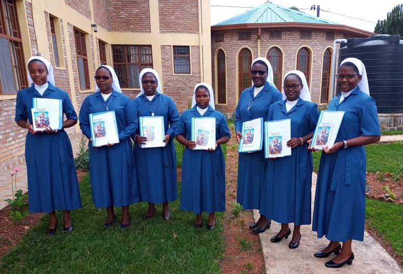 Ababikira ba Mutagatifu Yozefu  b’i Jerona bishimiye imbuto z’umuryango zikomeje kurumbuka