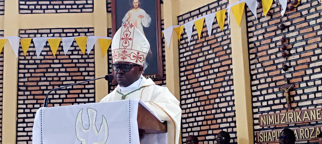 Umutambagiro wayobowe na Myr Visenti Harolimana