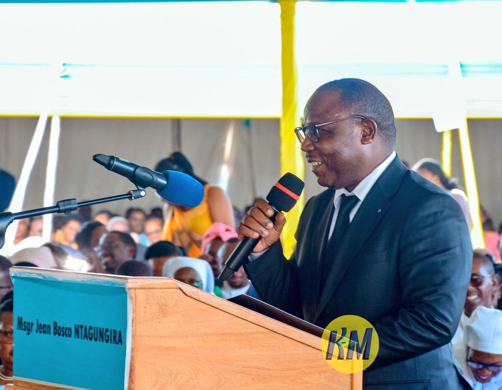 Leta yakiriye ubusabe bw'Abakristu ko Kiliziya zujuje ibisabwa zafungurwa