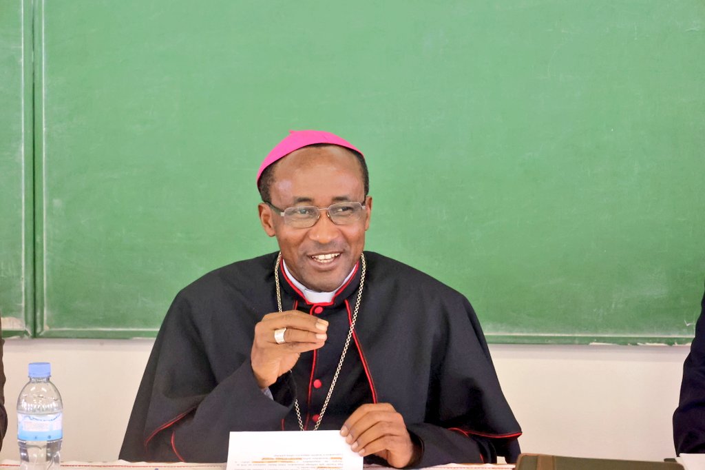 Myr Sinayobye arasaba abanyamakuru kugira uruhare muri Yubile y’impurirane