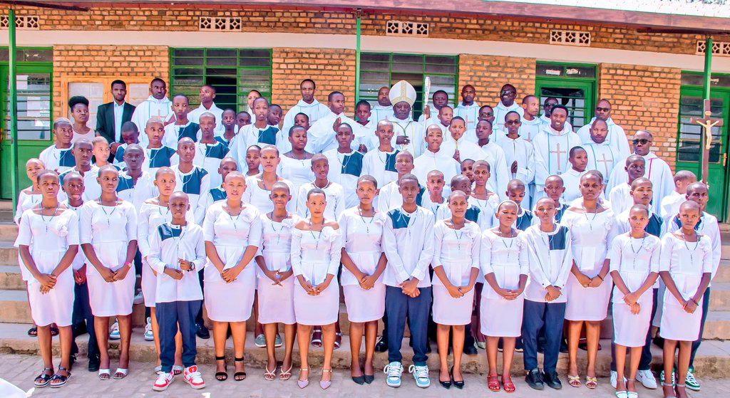 Kabgayi: Collège Saint Ignace yahimbaje umunsi mukuru wa Mutagatifu yaragijwe